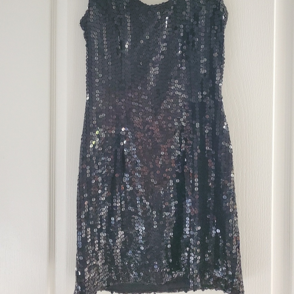 SPARKLE AT THE CLUB WITH THIS DRESS!!